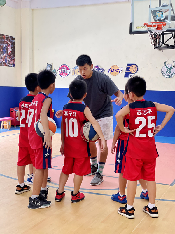 深圳中之星篮球青训百花校区少儿体适能培训机构体验课多少钱欢迎来电